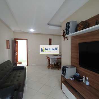 Apartamento em Mongaguá, bairro Centro