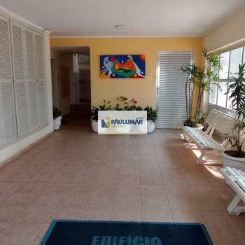 Apartamento em Mongaguá, bairro Centro