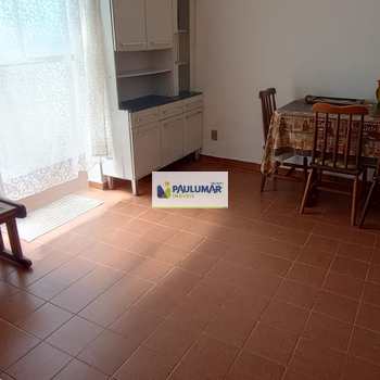 Apartamento em Mongaguá, bairro Centro