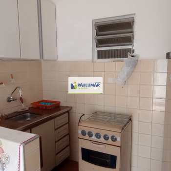 Apartamento em Mongaguá, bairro Centro