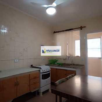 Apartamento em Mongaguá, bairro Centro