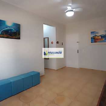 Apartamento em Mongaguá, bairro Centro