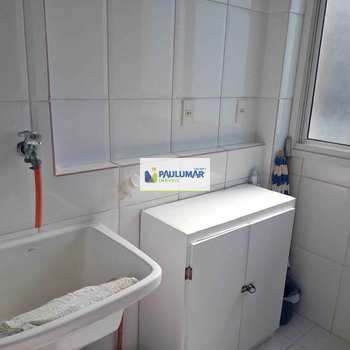 Apartamento em Mongaguá, bairro Centro