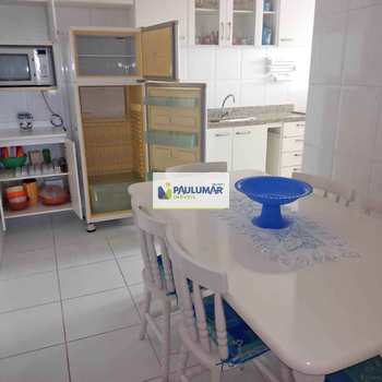 Apartamento em Mongaguá, bairro Centro