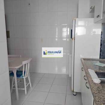 Apartamento em Mongaguá, bairro Centro