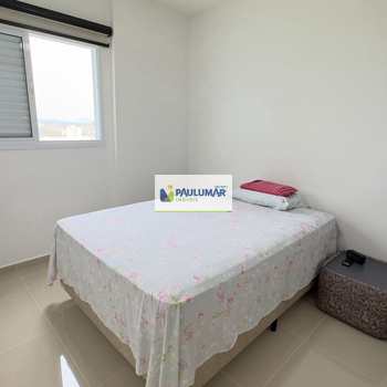 Apartamento em Mongaguá, bairro Jardim Marina