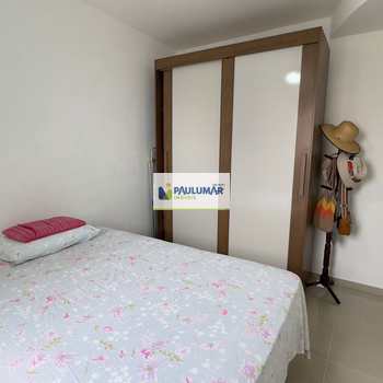 Apartamento em Mongaguá, bairro Jardim Marina
