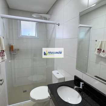 Apartamento em Mongaguá, bairro Jardim Marina