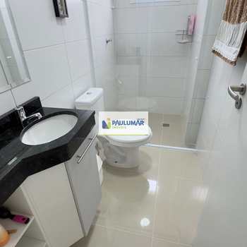 Apartamento em Mongaguá, bairro Jardim Marina
