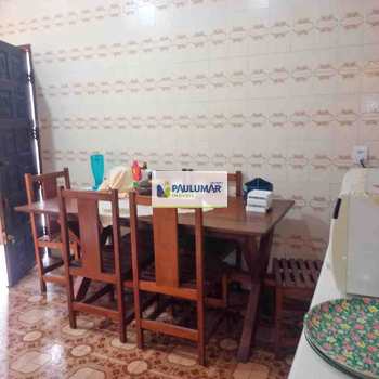 Casa em Praia Grande, bairro Solemar
