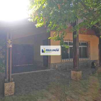 Casa em Praia Grande, bairro Solemar