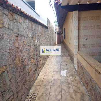 Casa em Praia Grande, bairro Solemar