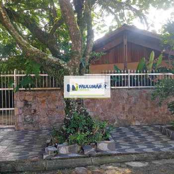 Casa em Praia Grande, bairro Solemar