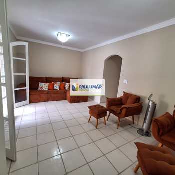 Casa em Praia Grande, bairro Solemar