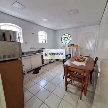 Casa em Praia Grande, bairro Solemar