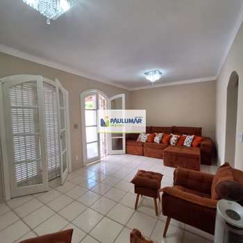 Casa em Praia Grande, bairro Solemar