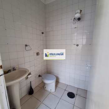 Casa em Praia Grande, bairro Solemar