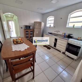 Casa em Praia Grande, bairro Solemar