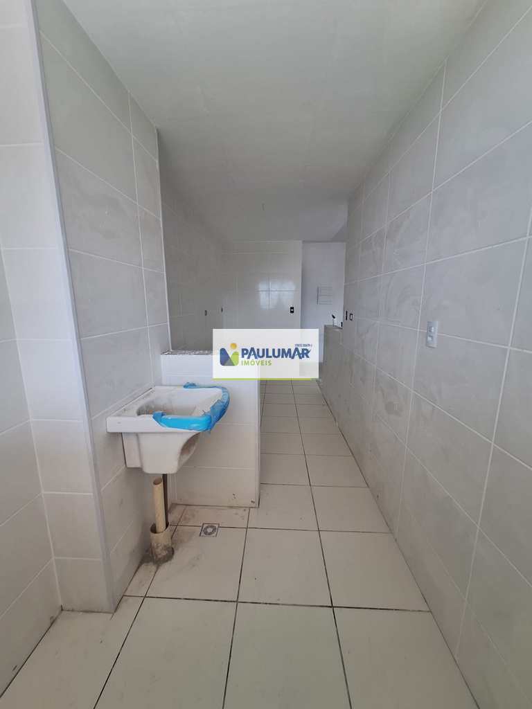 Apartamento em Mongaguá, no bairro Centro
