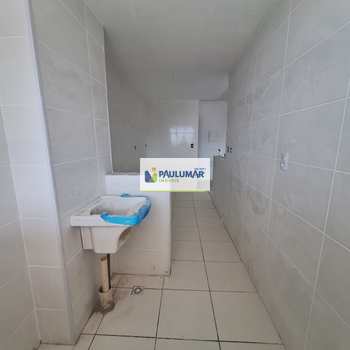 Apartamento em Mongaguá, bairro Centro