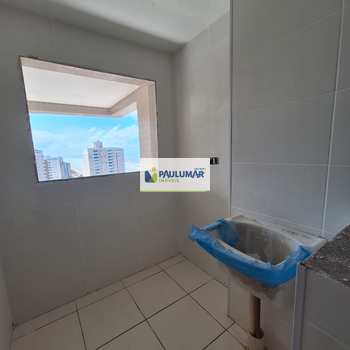 Apartamento em Mongaguá, bairro Centro