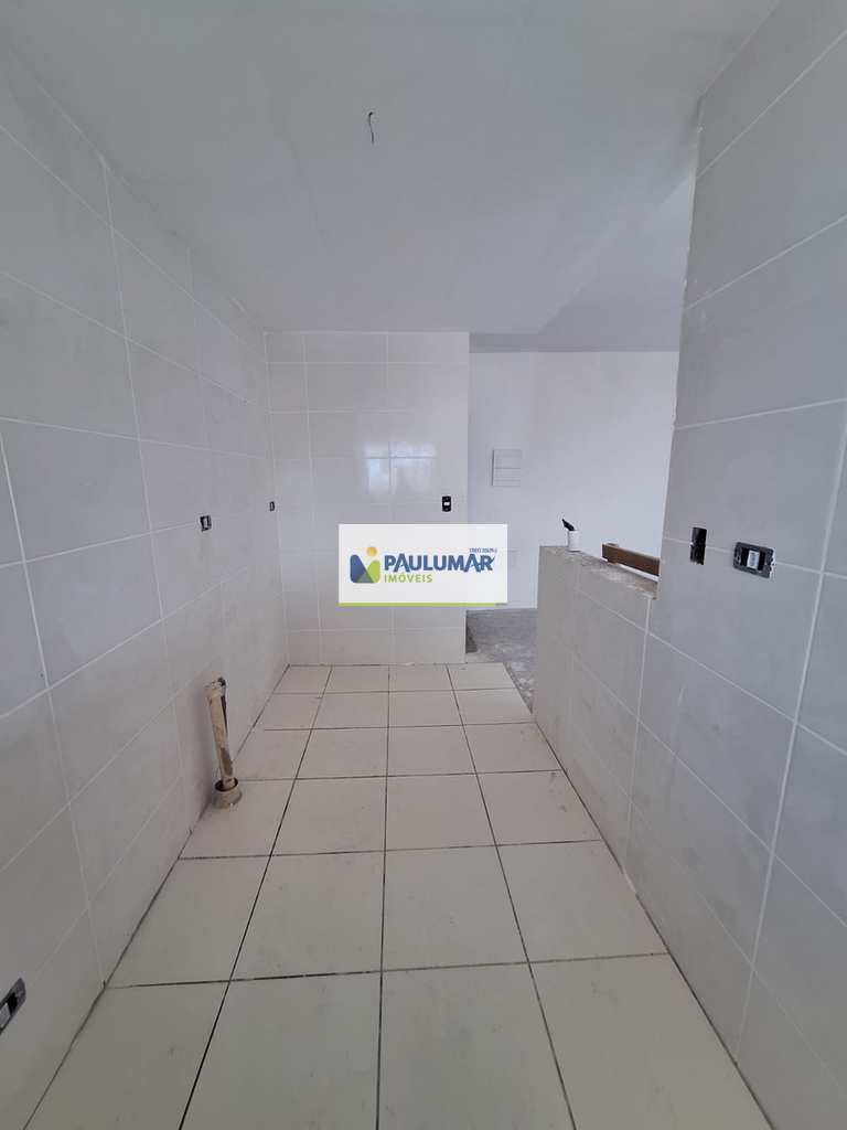 Apartamento em Mongaguá, no bairro Centro