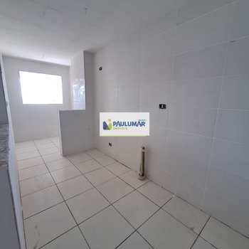 Apartamento em Mongaguá, bairro Centro