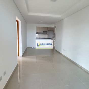 Apartamento em Mongaguá, bairro Jardim Aguapeu