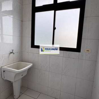 Apartamento em Mongaguá, bairro Centro