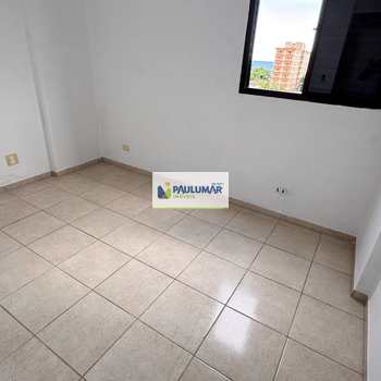 Apartamento em Mongaguá, bairro Centro