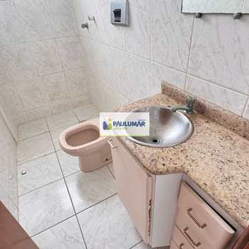 Apartamento em Mongaguá, bairro Centro