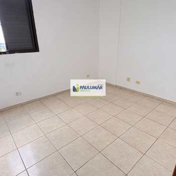 Apartamento em Mongaguá, bairro Centro