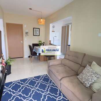 Apartamento em Mongaguá, bairro Centro
