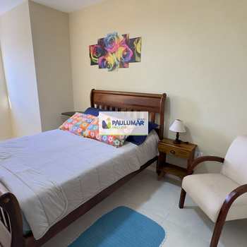 Apartamento em Mongaguá, bairro Centro