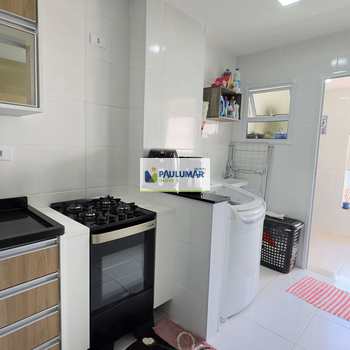 Apartamento em Mongaguá, bairro Centro
