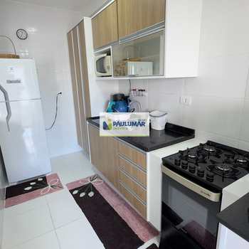 Apartamento em Mongaguá, bairro Centro