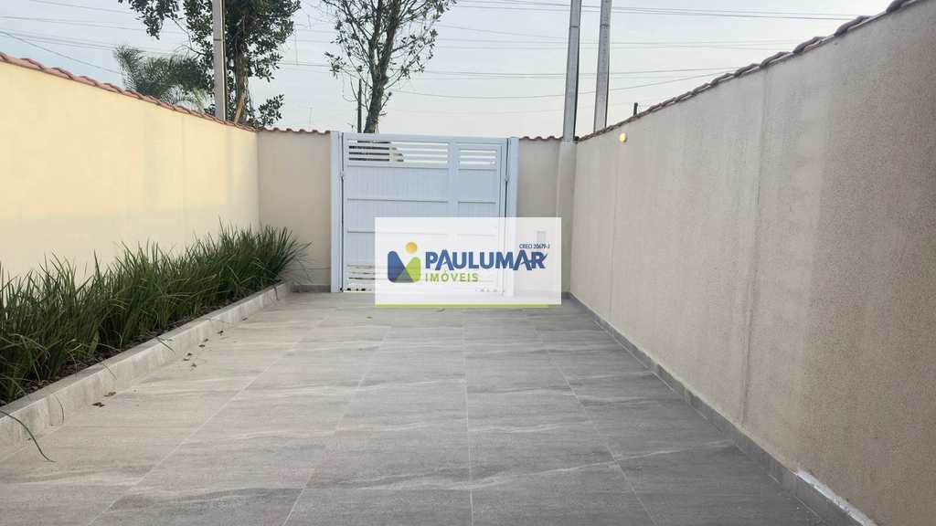 Casa em Mongaguá, no bairro Vila Seabra
