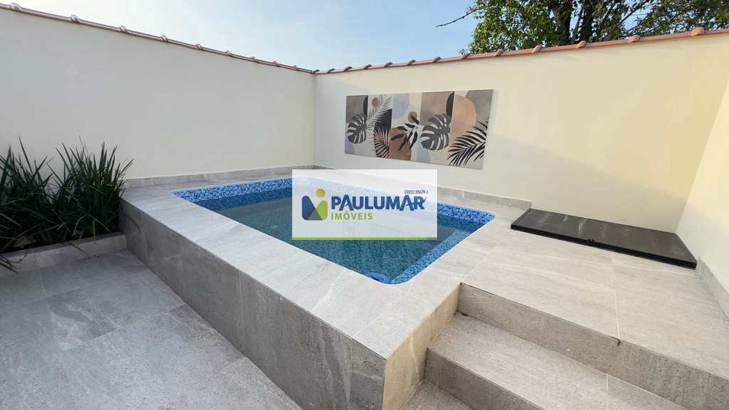 Casa em Mongaguá, no bairro Vila Seabra