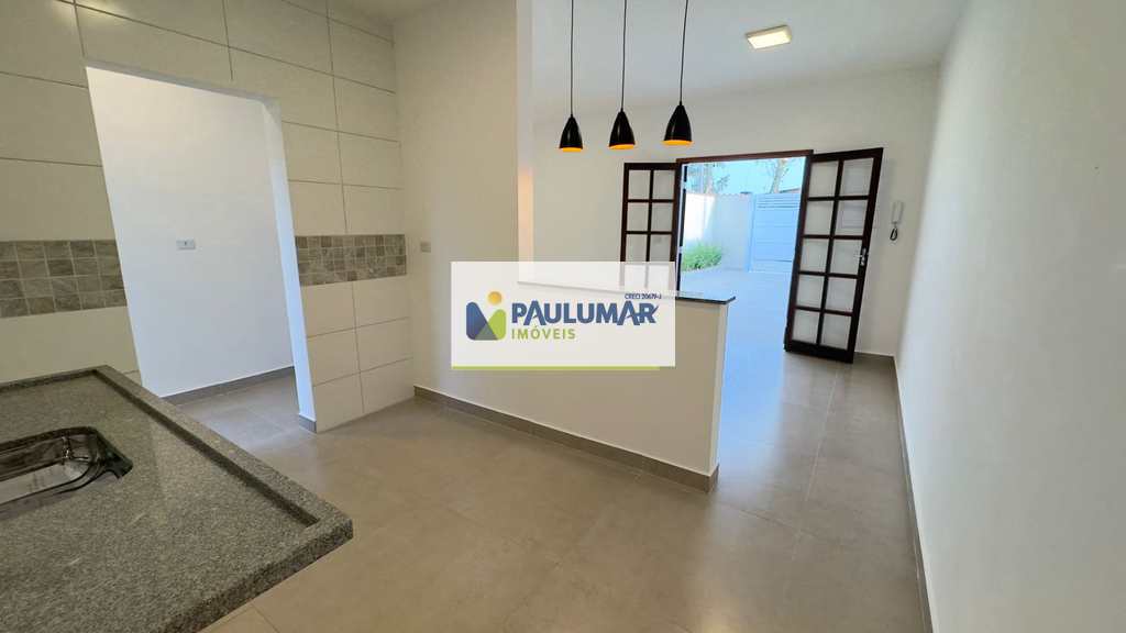 Casa em Mongaguá, no bairro Vila Seabra
