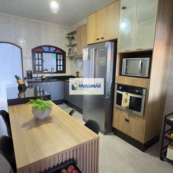 Casa em Mongaguá, bairro Vera Stella