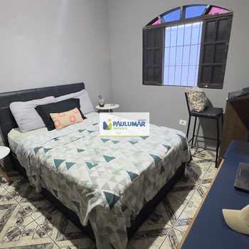 Casa em Mongaguá, bairro Vera Stella