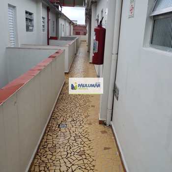 Kitnet em Praia Grande, bairro Real
