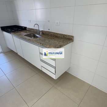 Apartamento em Mongaguá, bairro Centro