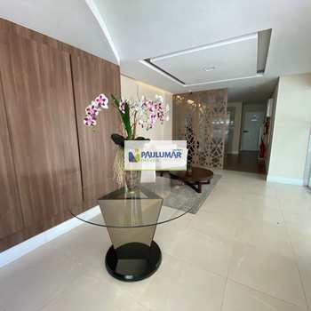 Apartamento em Mongaguá, bairro Centro