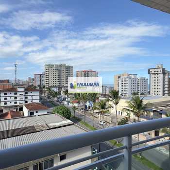 Apartamento em Mongaguá, bairro Centro