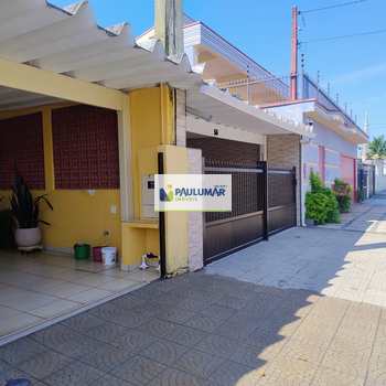 Casa em Praia Grande, bairro Solemar