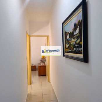 Casa em Praia Grande, bairro Solemar
