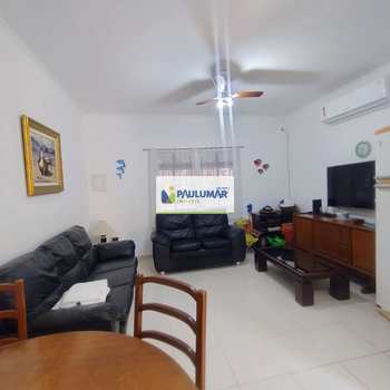 Casa em Praia Grande, bairro Solemar