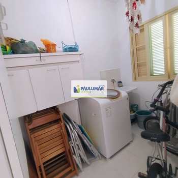 Casa em Praia Grande, bairro Solemar