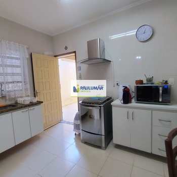 Casa em Praia Grande, bairro Solemar